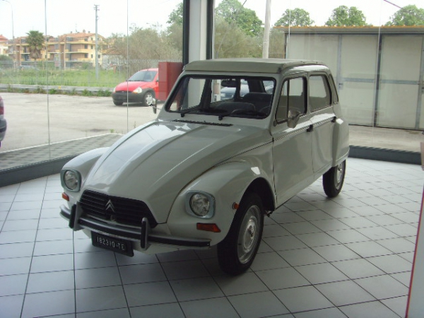 Dyane 6