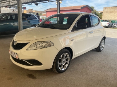 Lancia Ypsilon 1.3 JTD Gold
